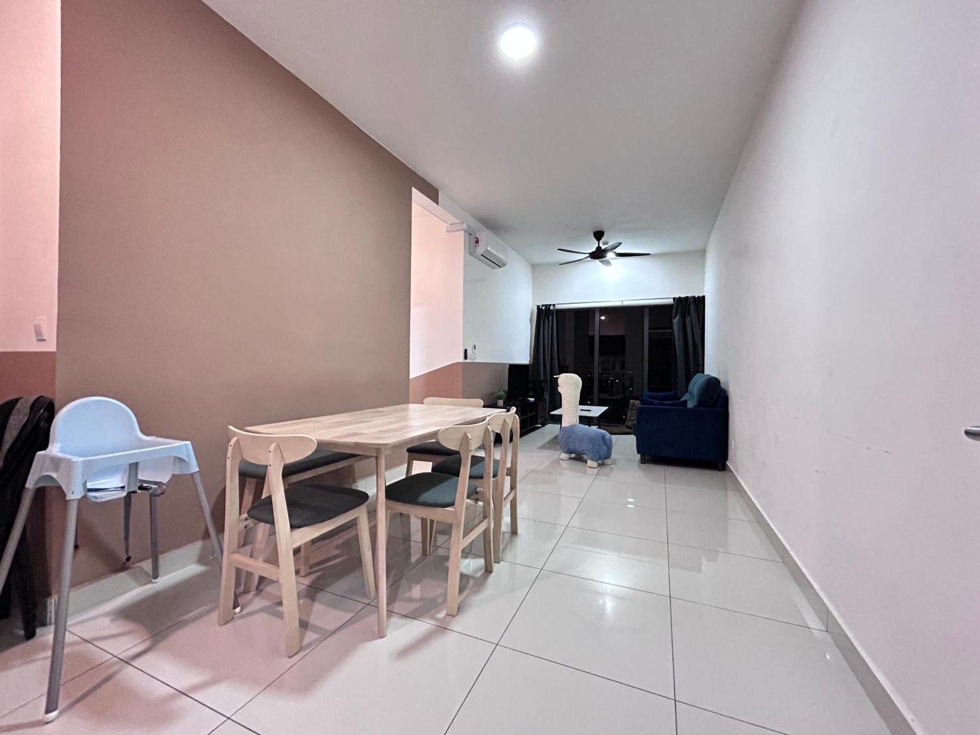 Traders Garden , Cheras Trader Square 3 Bedroom Balakong Serdang Buitenkant foto